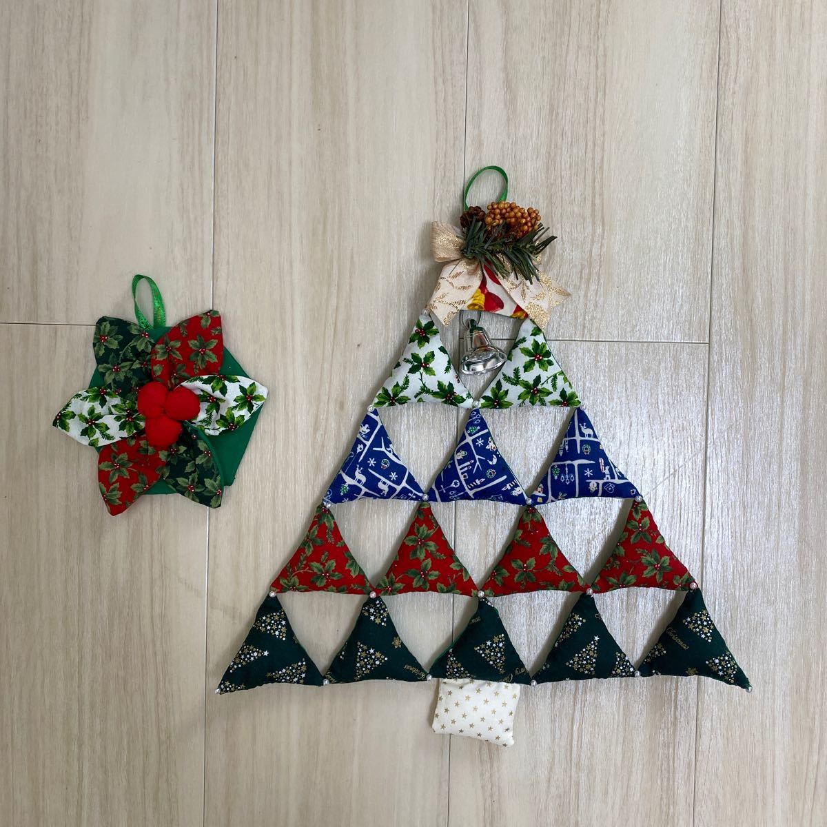 ❋ ハンドメイド クリスマスカラー タペストリー ❋-