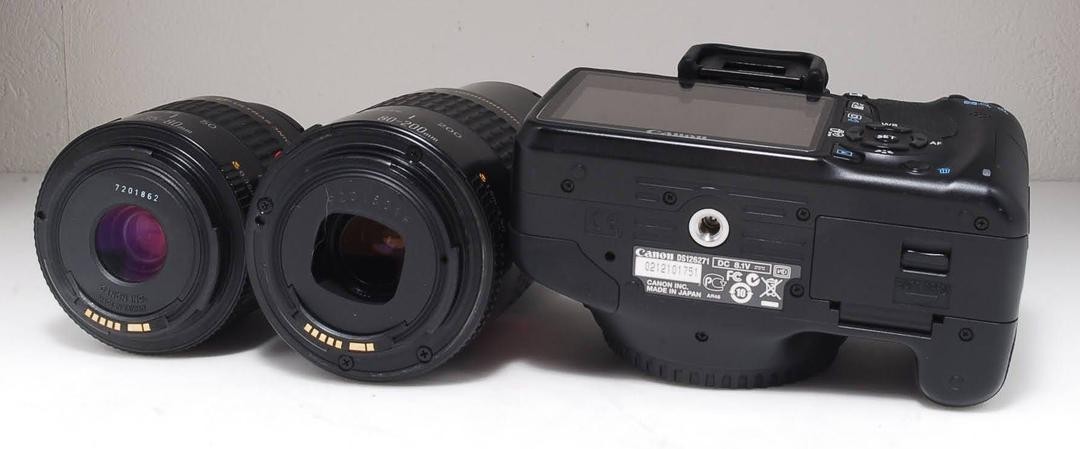 Canon EOS KISS X4 Ｗ ダブル レンズ 望遠 初心者 オススメ-