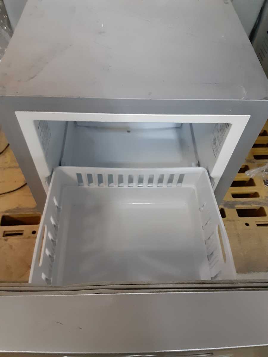ジュージ工業 小型冷蔵庫 サイレントミニ冷蔵庫 CB21-SA1　冷蔵庫 雑貨収納　収納　家電　現状　物入れ_画像3