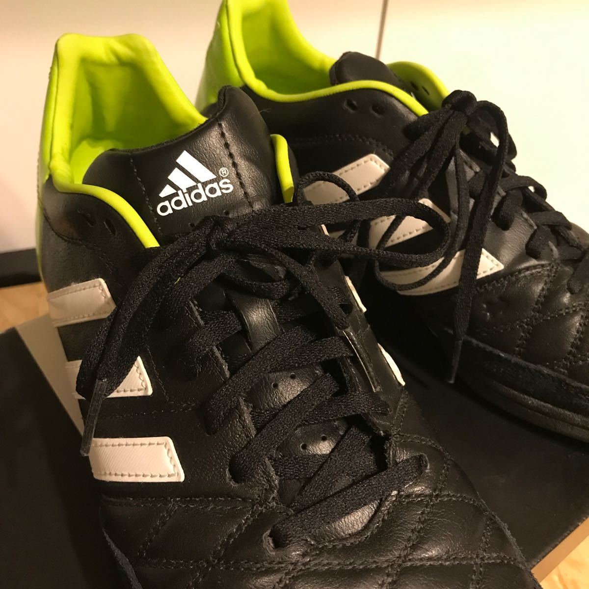 アディダス adidas 【美品】フットサル シューズ パニーク 11 nv アディダス adidas 【美品】フットサル シューズ パニーク 11 nv