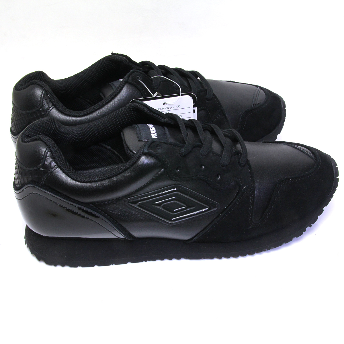 未使用 Umbro 1piu1uguale3 スニーカー 24cm レディース アンブロ ウノ