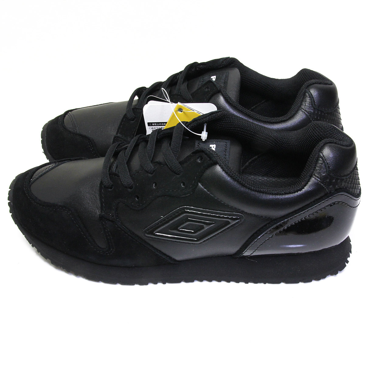 未使用 Umbro 1piu1uguale3 スニーカー 24cm レディース アンブロ ウノ