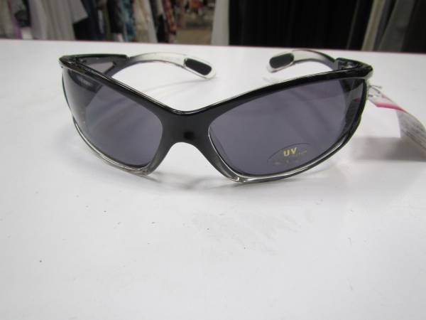 新品 サングラス 男女兼用 ブラック 81