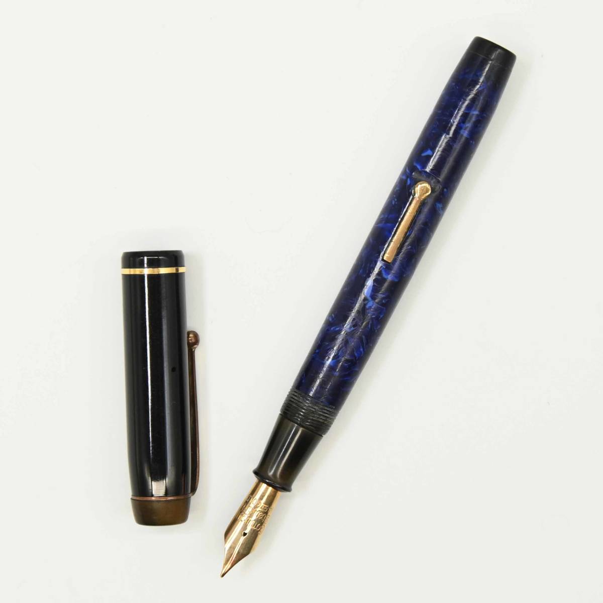 2369 Conway Stewart コンウェイ・スチュワート万年筆 No.35 ダーク