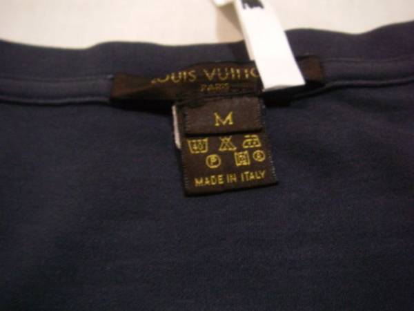 1229 LOUIS VUITTON Louis Vuitton plain T-shirt navy beautiful goods 