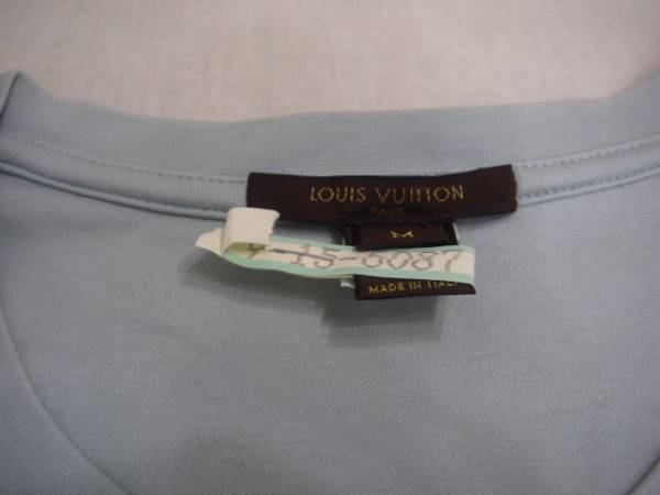 1258 LOUIS VUITTON ルイヴィトン 半袖Tシャツ 水色 美品_クリーニング済みです