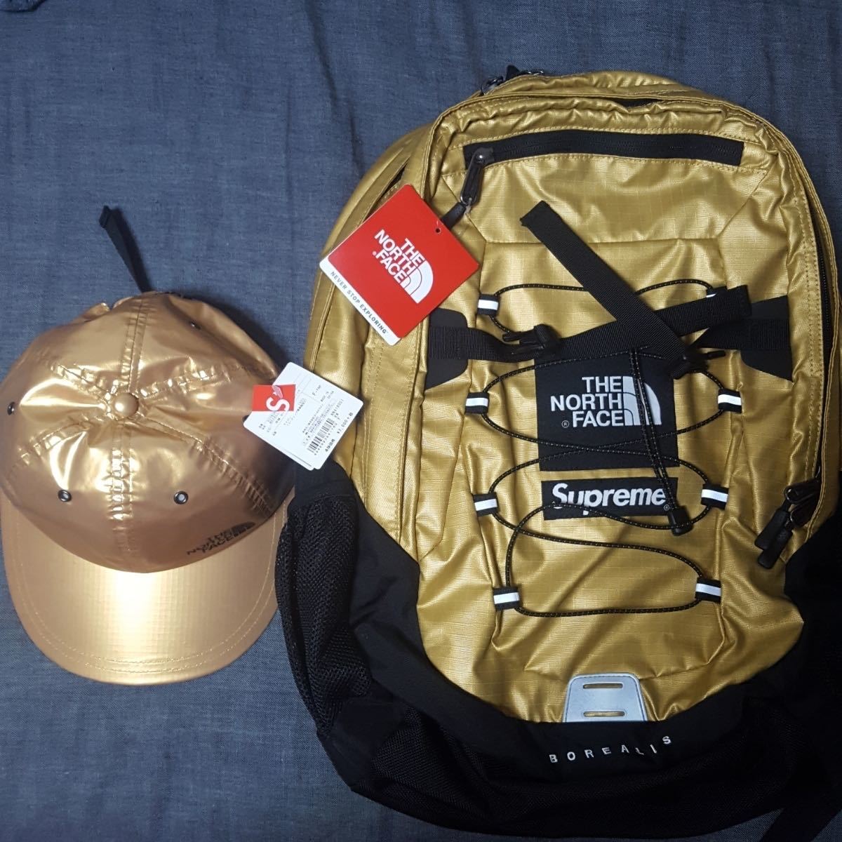 Supreme TNF Metallic Backpack 6-Panel CAP まとめ売り