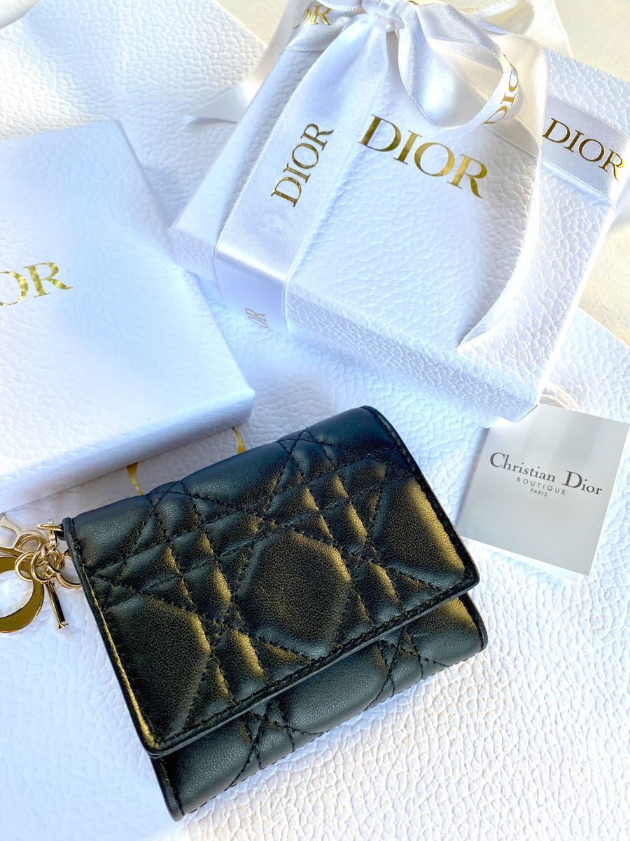Dior ディオール LADY DIOR ロータスウォレット ミニ財布 三つ折り