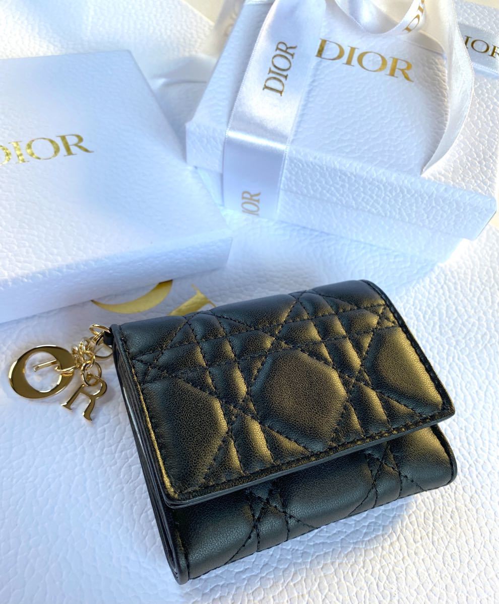 Dior ディオール LADY DIOR ロータスウォレット ミニ財布 三つ折り