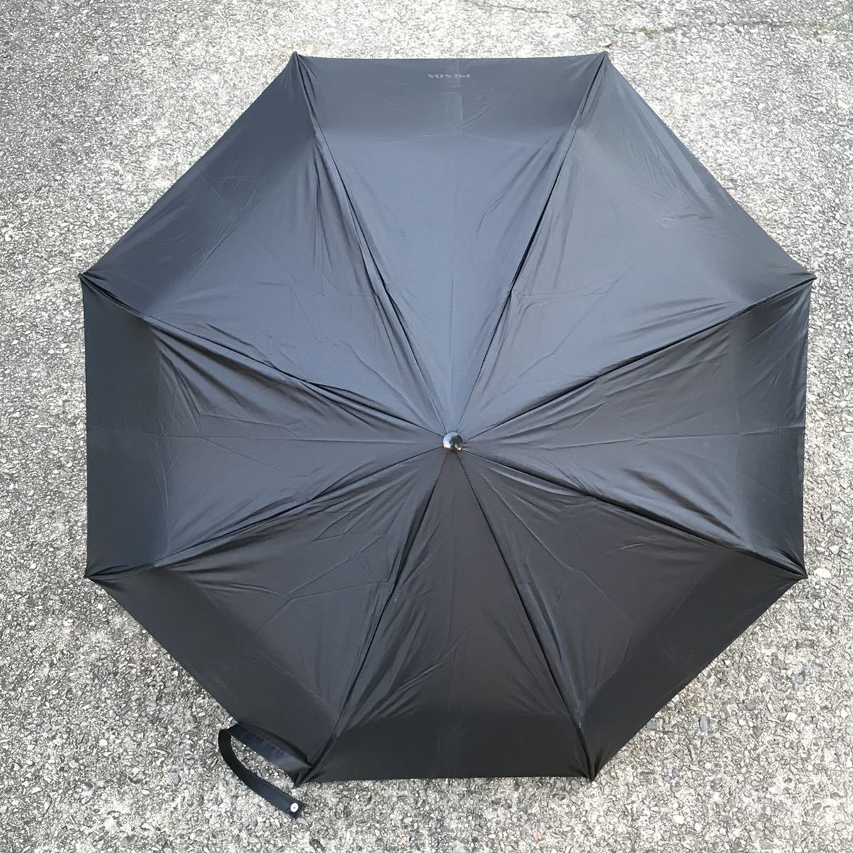 【プラダ】本物 PRADA 折り畳み傘 ロゴモチーフ 全長56cm 黒 折りたたみ 雨傘 アンブレラ メンズ レディース イタリア製 カバー 送料520円の画像3