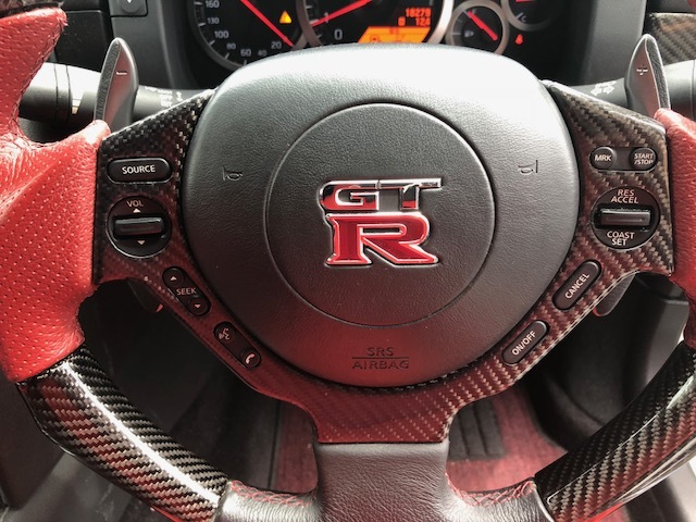 送料無料 R35 GT-R カーボン ステアリングパネル カバー 内装 インテリア パーツ ハンドル 新品 即納 GTR OEM NISMO Mine's HKS Topsecret_画像1