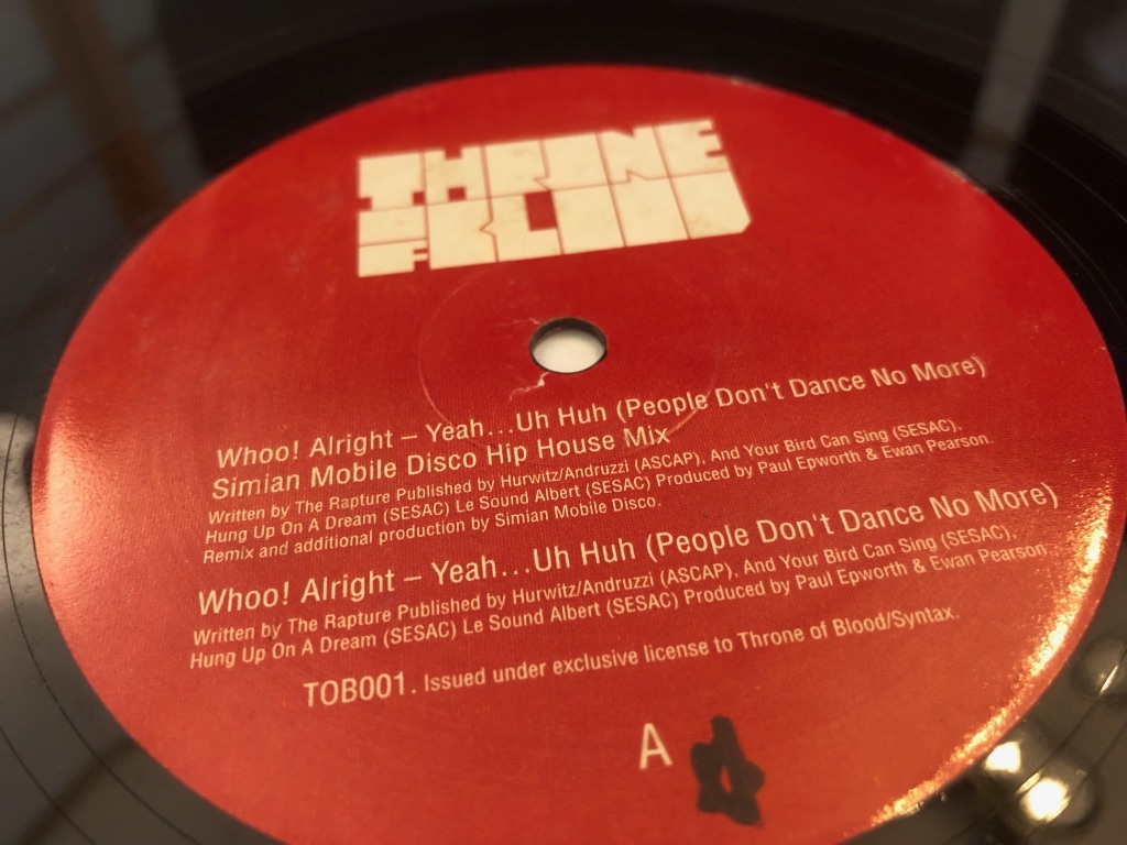 12”★The Rapture/ W.A.Y.U.H. (Whoo! Alright - Yeah ... Uh Huh) People Don't Dance No More / Simian Mobile Disco_画像2