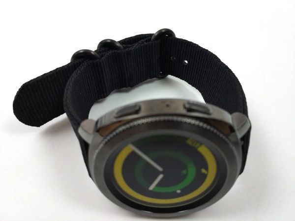 ナイロン製ミリタリーストラップ 交換用腕時計ベルト クイックリリース 黒Xブラック Lサイズ 20mm_画像2