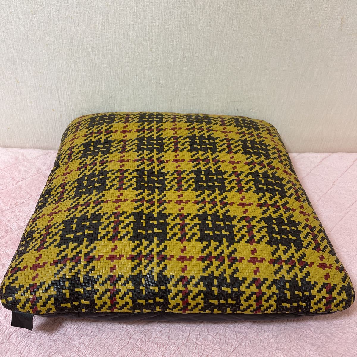 ヤフオク! - 美品 HERMES エルメス 最高級 クッション ラム皮編...