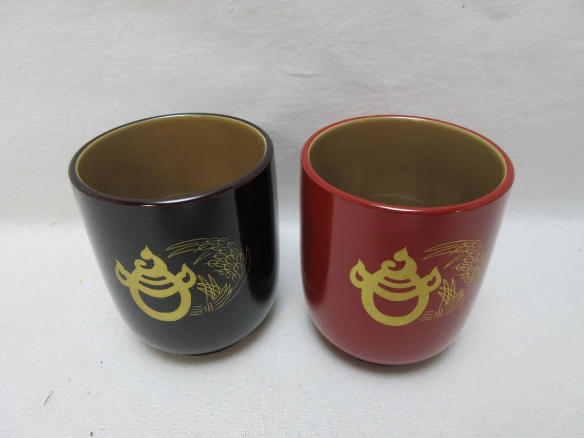 G11044 【 美品茶道具新輪島塗夫婦湯呑金彩蒔絵共箱】 検)ほぼ未使用
