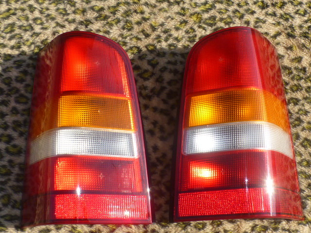 [ beautiful goods!] immediate bid! Mercedes * Benz W638 original tail lamp tale lense tail light "Yanase" regular goods V Class V280 Mercedes Benz 