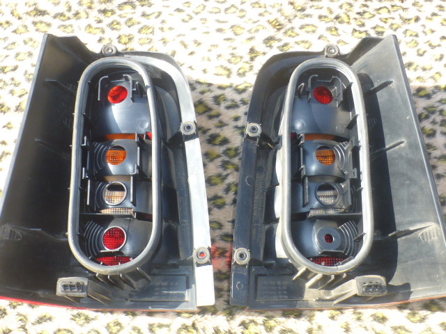 [ beautiful goods!] immediate bid! Mercedes * Benz W638 original tail lamp tale lense tail light "Yanase" regular goods V Class V280 Mercedes Benz 