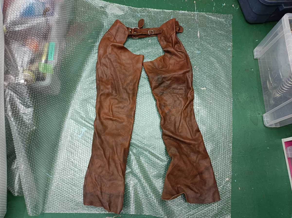  leather chaps secondhand goods (M-0000026)