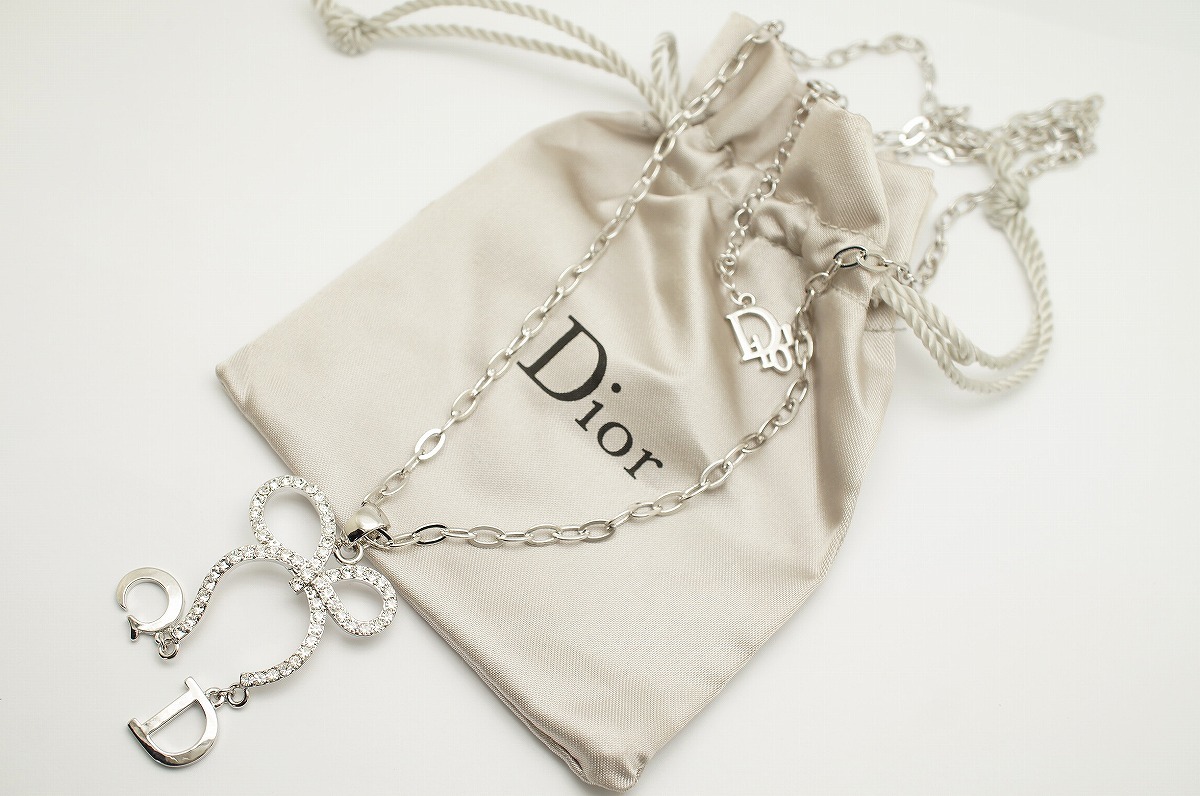 最も優遇 Christian Dior ロングネックレス ロングネックレス CDロゴ