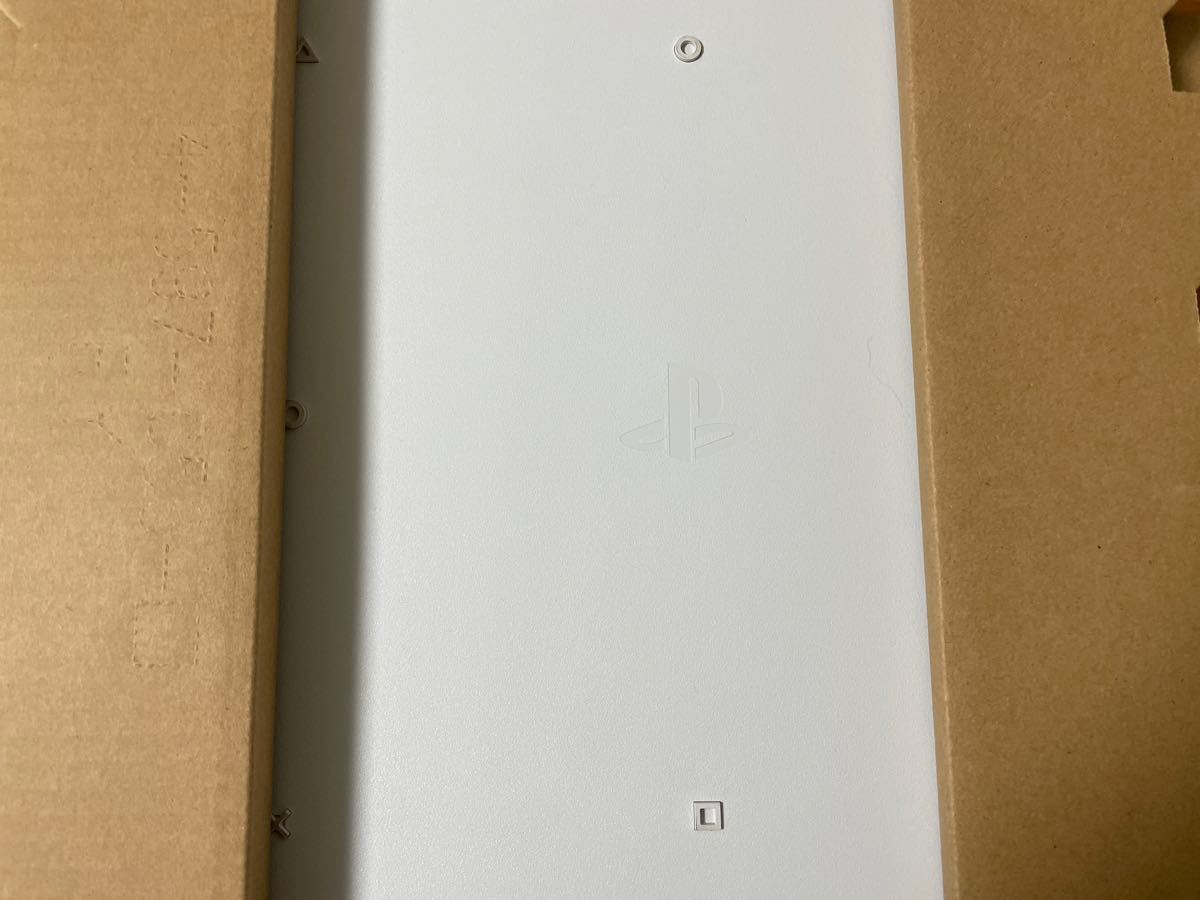 PS4 Pro CUH 7000B BO2 ホワイト　SSD換装済　中古美品　 PS4 Pro PlayStation4 