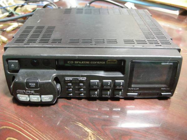 /////ALPINE { 7524J } 1DIN Alpine * cassette deck ( parts other *OH assumption .) tuner deck amplifier CD Shuttle Control