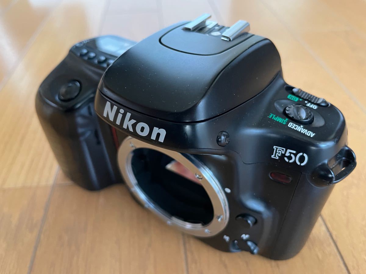 Nikon F50 デジタル一眼レフカメラ ボディ