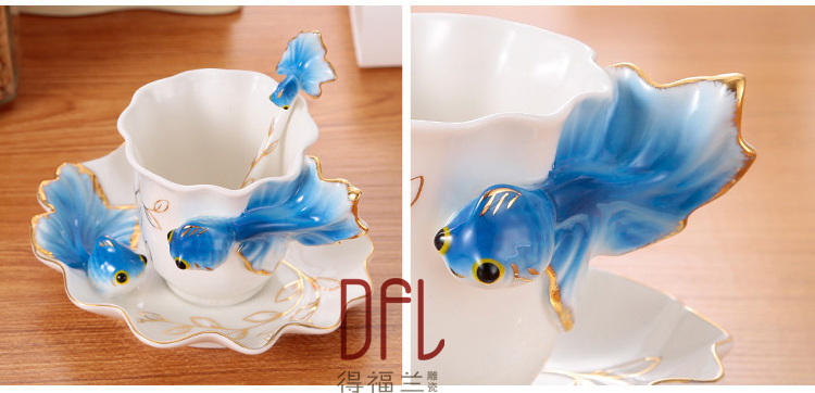 LDL3208#金魚のデザイン♪オシャレなコーヒーカップ【200ml】キッチン 食器 洋食器 茶器 コップ マグ ティーカップ ソーサー 青_画像2