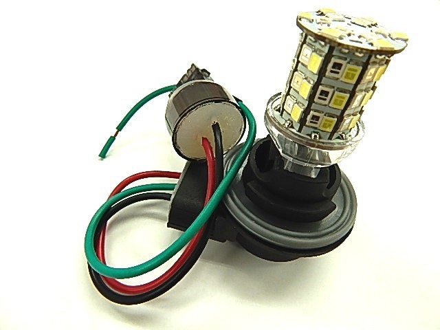スイッチングバルブ　3157(T25) LED BULBS(60SMD/ツインカラー/ホワイト&アンバー)_画像1
