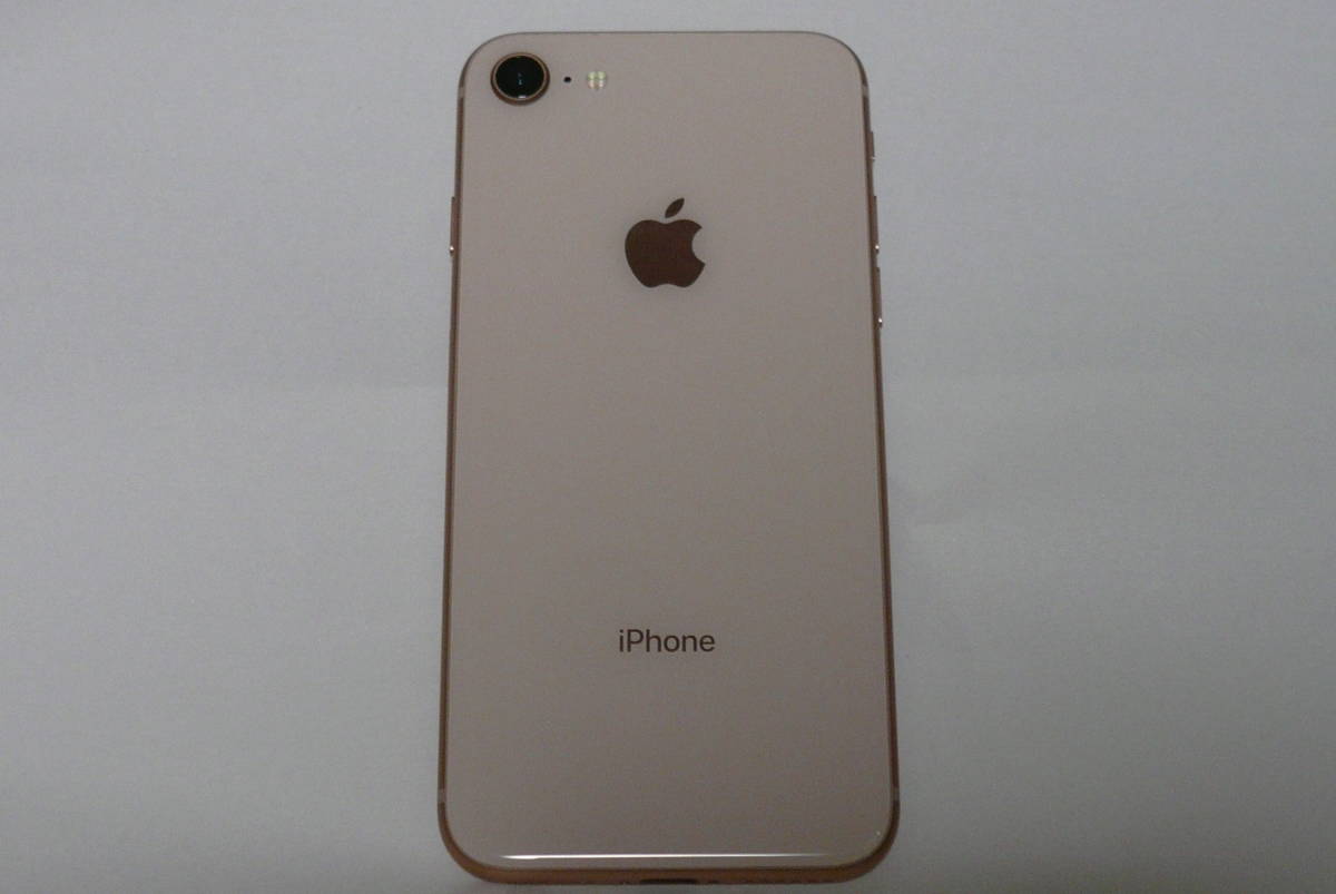 シルバーグレー サイズ 美品 付属品完備 iPhone8 256GB ゴールド