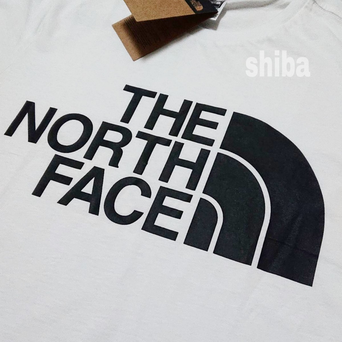 THE NORTH FACE ノースフェイス　長袖　ロンT ロング tシャツ ホワイト 白 海外限定 スタンダード 海外Mサイズ