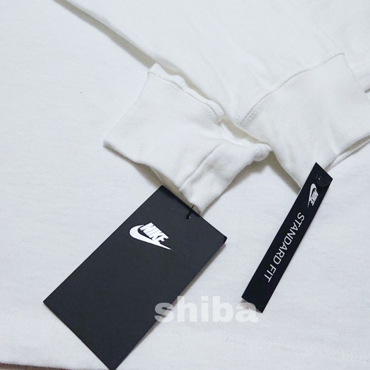 Nike  Club ナイキ クラブ 長袖 ロンT ロング tシャツ トップス ホワイト 白 海外モデル 正規品 海外Mサイズ