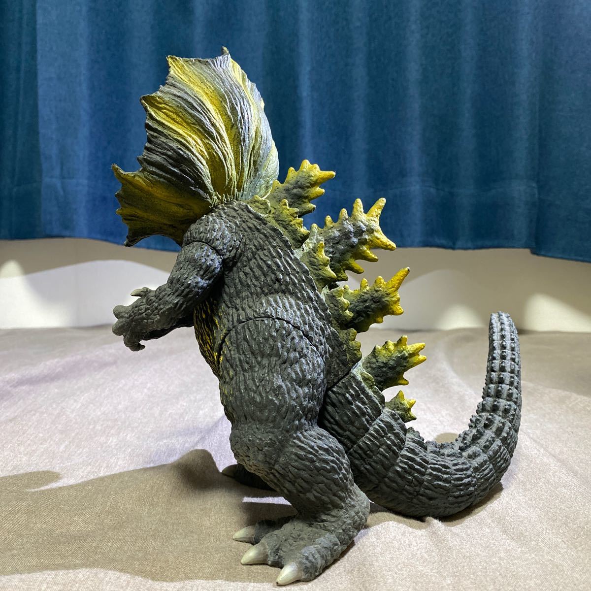 CCP AMCシリーズ vol 24えりまき怪獣 ジラース 500体限定|Yahoo CCP AMCシリーズ vol 24えりまき怪獣 ジラース 500体限定|Yahoo