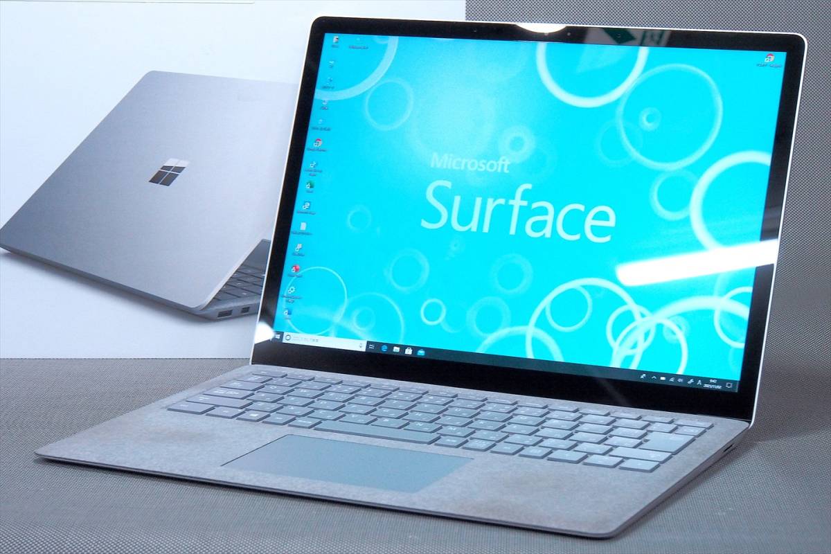 【即配】Office2019付属！13.5型高解像度タッチ液晶！第8世代Corei5+SSD256GB+メモリ8GB！Surface Laptop2 i5-8350U カメラ 元箱あり Win10_画像1