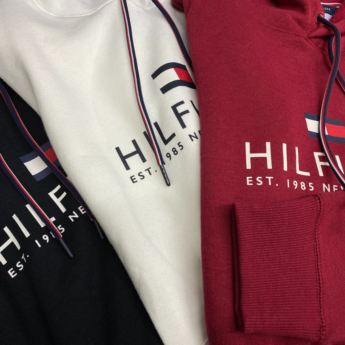 USA限定 【L】 TOMMY HILFIGERトミーヒルフィガー Core Besic プルオーバーパーカー 裏起毛 フラッグロゴ バーガンディ USA正規品_同モデル他カラーも別途出品中