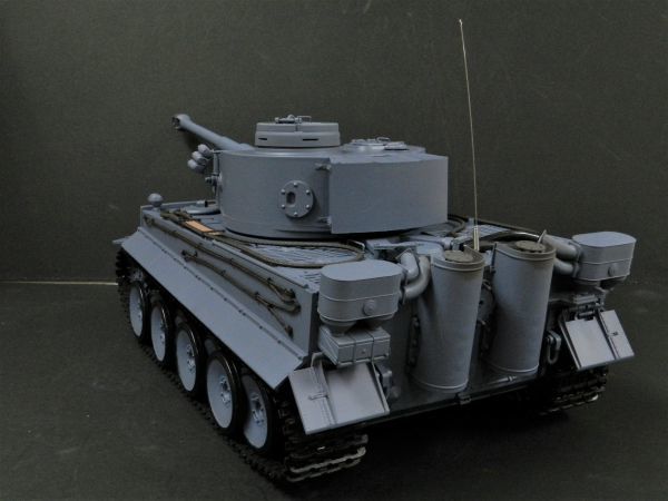 【Ver.7.0・赤外線ユニット・BB弾発射・サウンド・発煙仕様 2.4GHz】1/16 タイガーI型 戦車ラジコン Heng Long (ヘンロン)製 3818-1_画像5