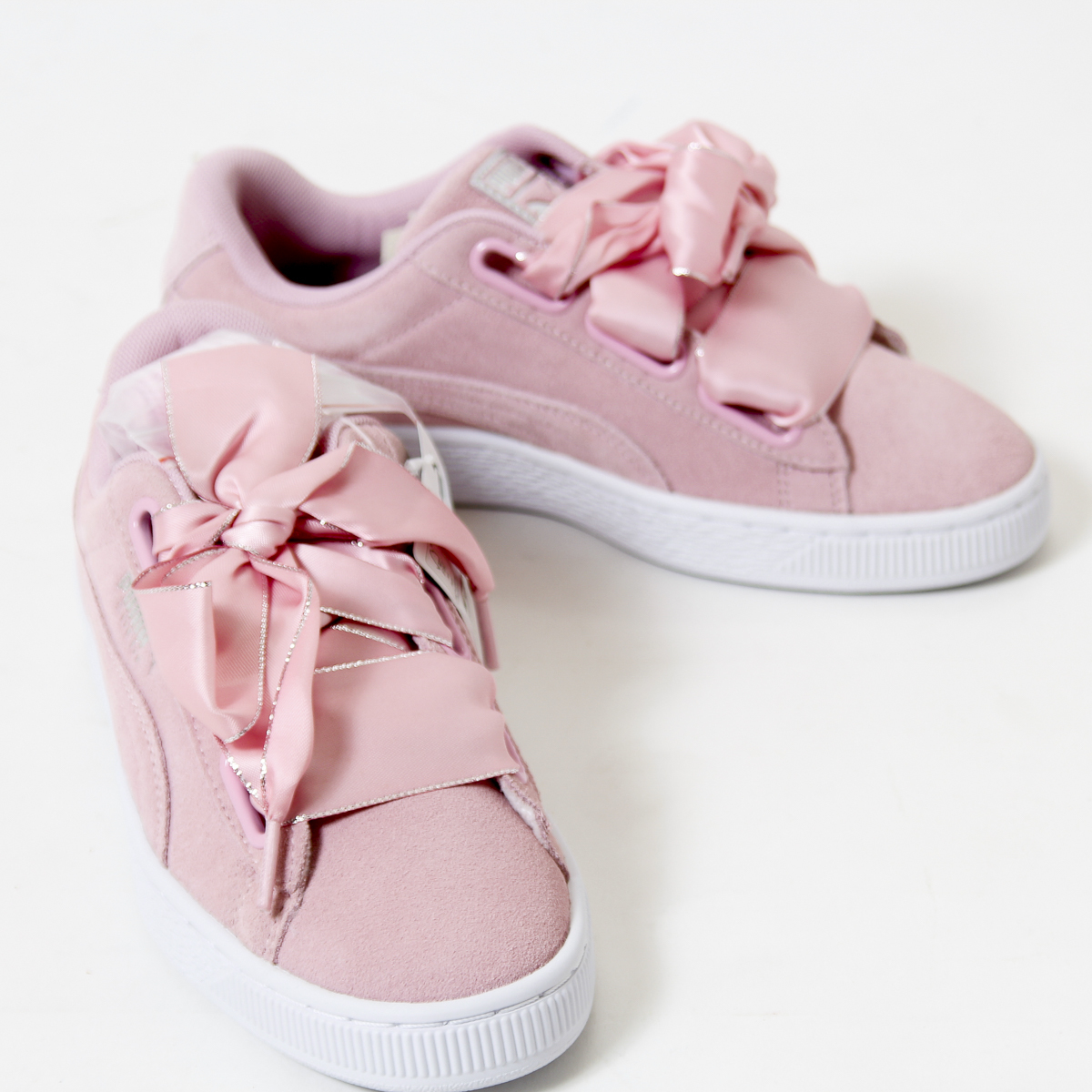 未使用 PUMA プーマ スウェード ハート ギャラクシー ウィメンズ 未使用 PUMA プーマ スウェード ハート ギャラクシー ウィメンズ