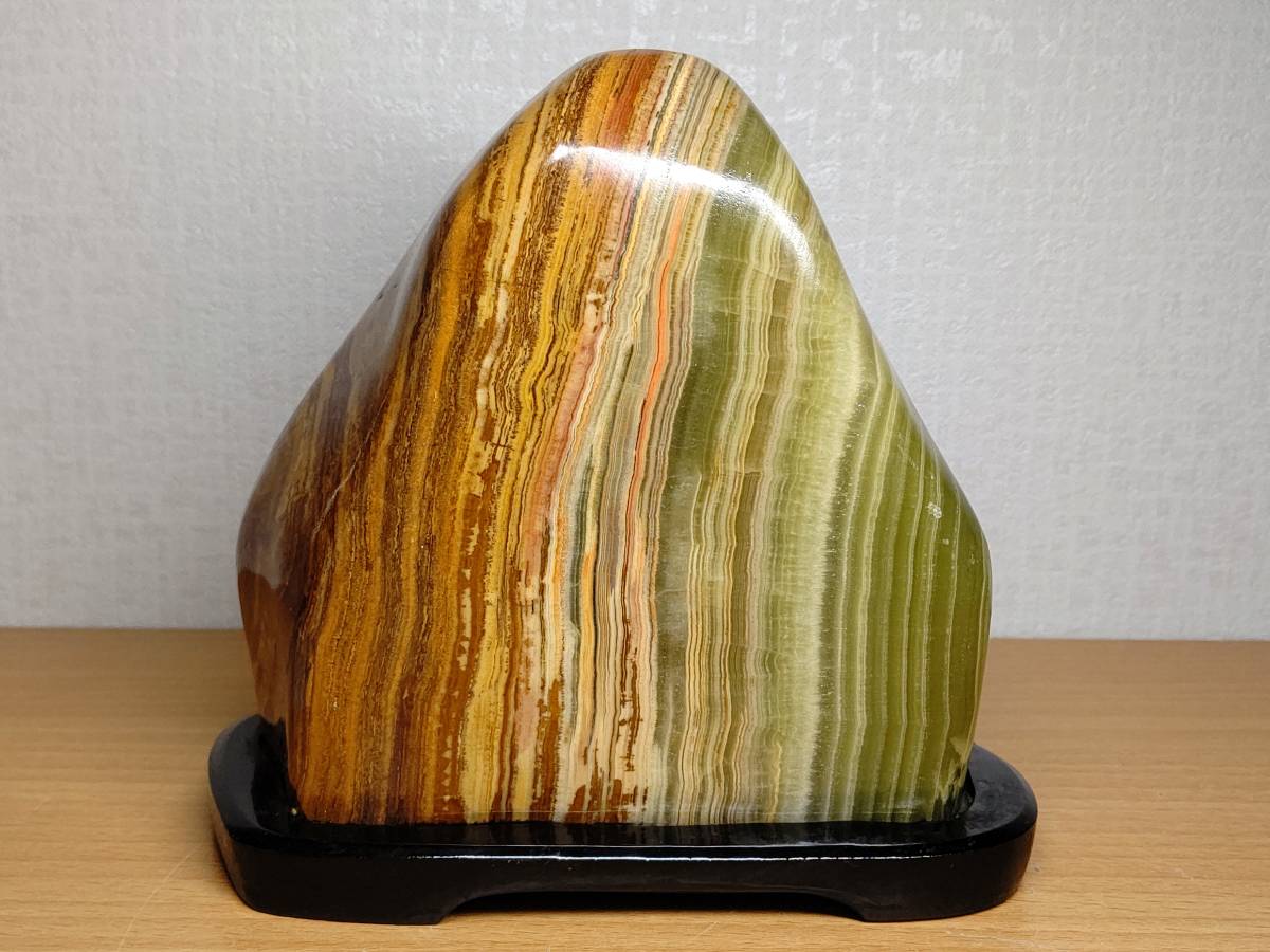 Yahoo!オークション - 縞メノウ 1.8kg オニキス 瑪瑙 メノウ Yahoo!オークション - 縞メノウ 1.8kg オニキス 瑪瑙 メノウ