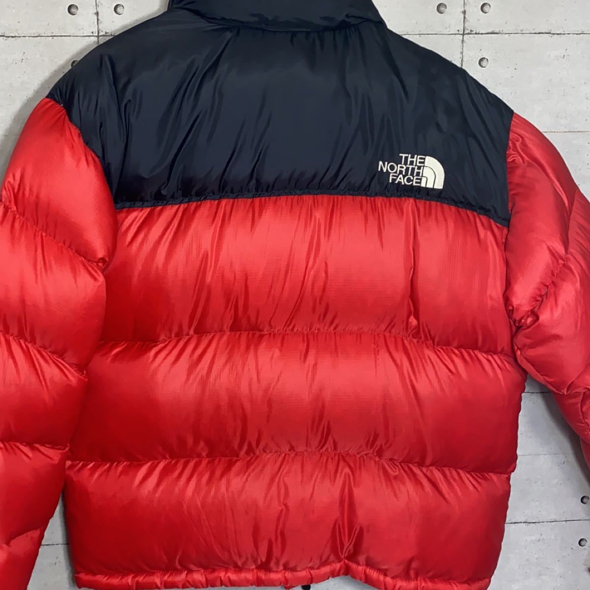 THE NORTH FACE ノースフェイスヌプシダウン 赤黒 ダウン THE NORTH FACE ノースフェイスヌプシダウン 赤黒 ダウン