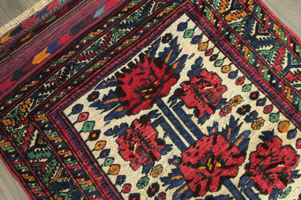 ヴィンテージ　アフガニスタン　部族絨毯　バルジャスタキリム　オールド手織り絨毯＆キリム　ヴィンテージ　111x183cm　＃901_画像3
