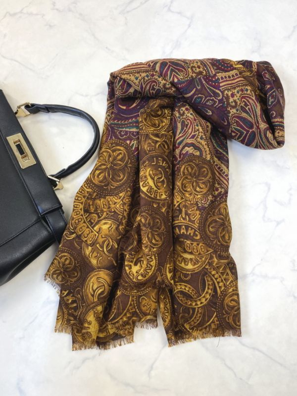 買い物代行 【正規品】クラシックと金色系 CHANEL ショール