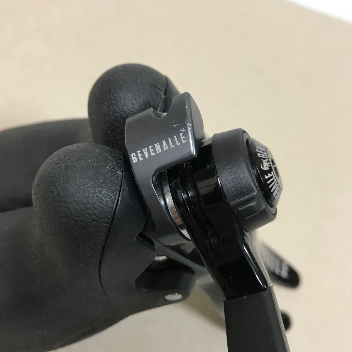 Gevenalle CX1 + シマノ11s 純正シフトレバー + Wolftooth Gevenalle CX1 + シマノ11s 純正シフトレバー + Wolftooth