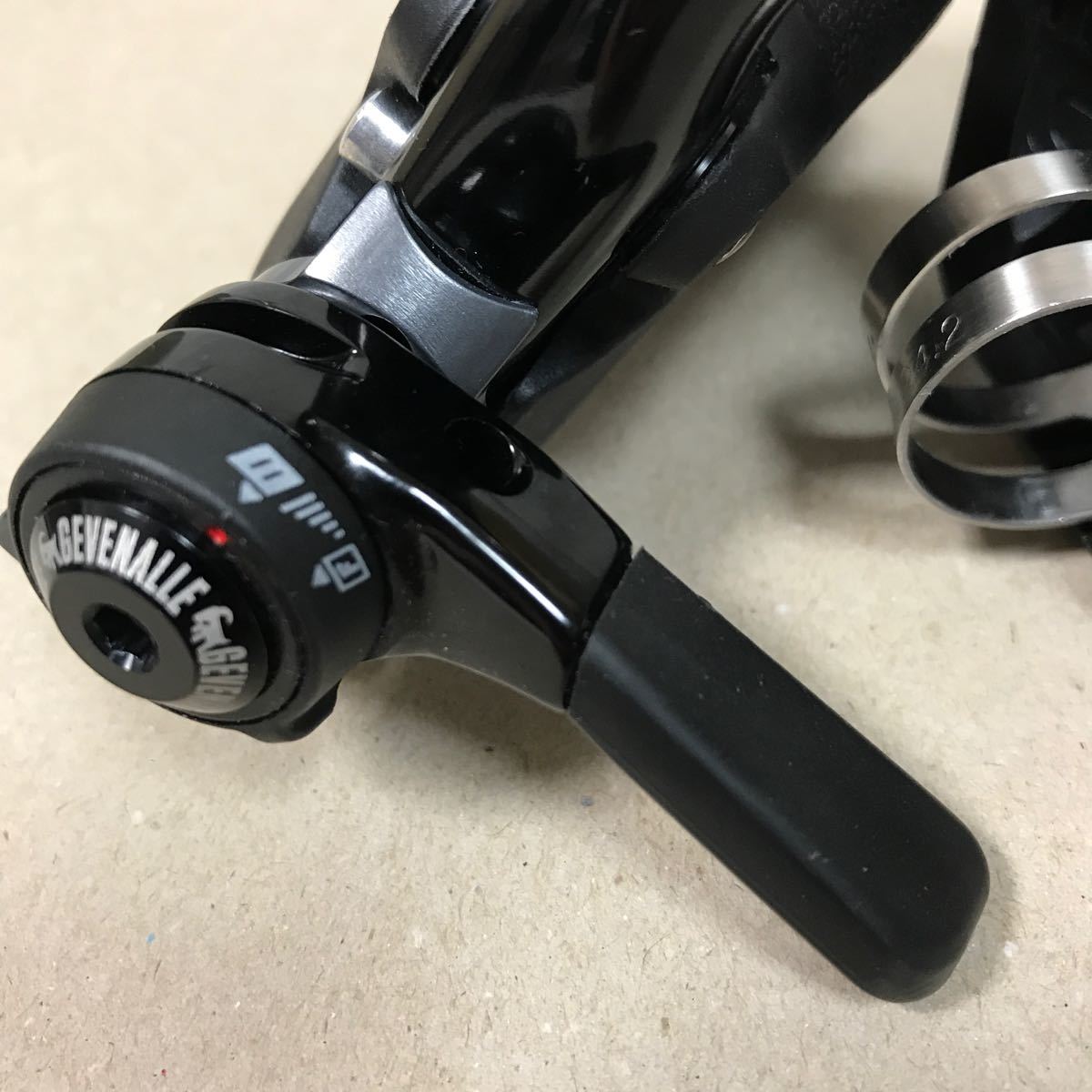 Gevenalle CX1 + シマノ11s 純正シフトレバー + Wolftooth Gevenalle CX1 + シマノ11s 純正シフトレバー + Wolftooth