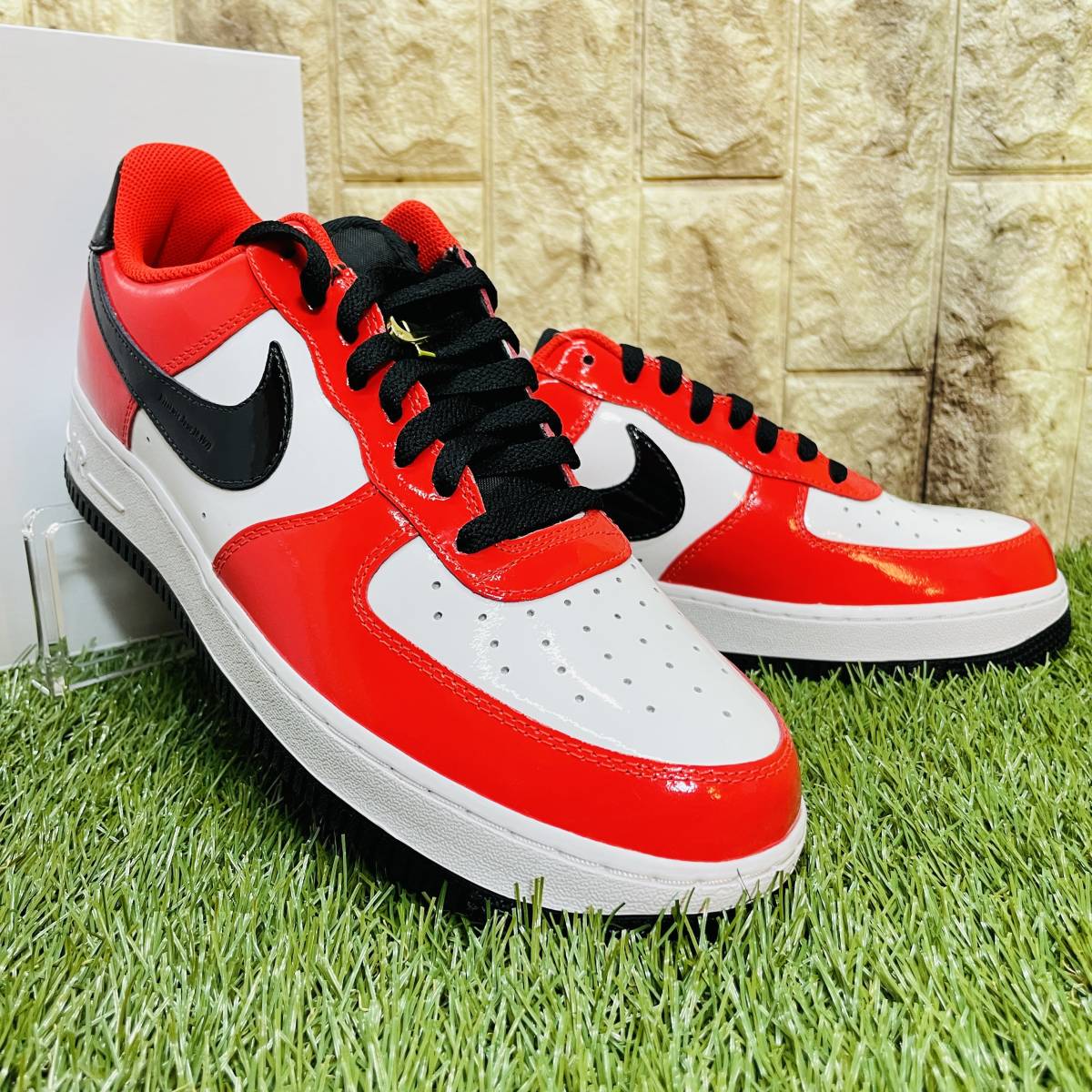 即決 ナイキ エアフォース1 NIKE AIR FORCE 1 AF1 赤 白 黒 即決 ナイキ エアフォース1 NIKE AIR FORCE 1 AF1 赤 白 黒