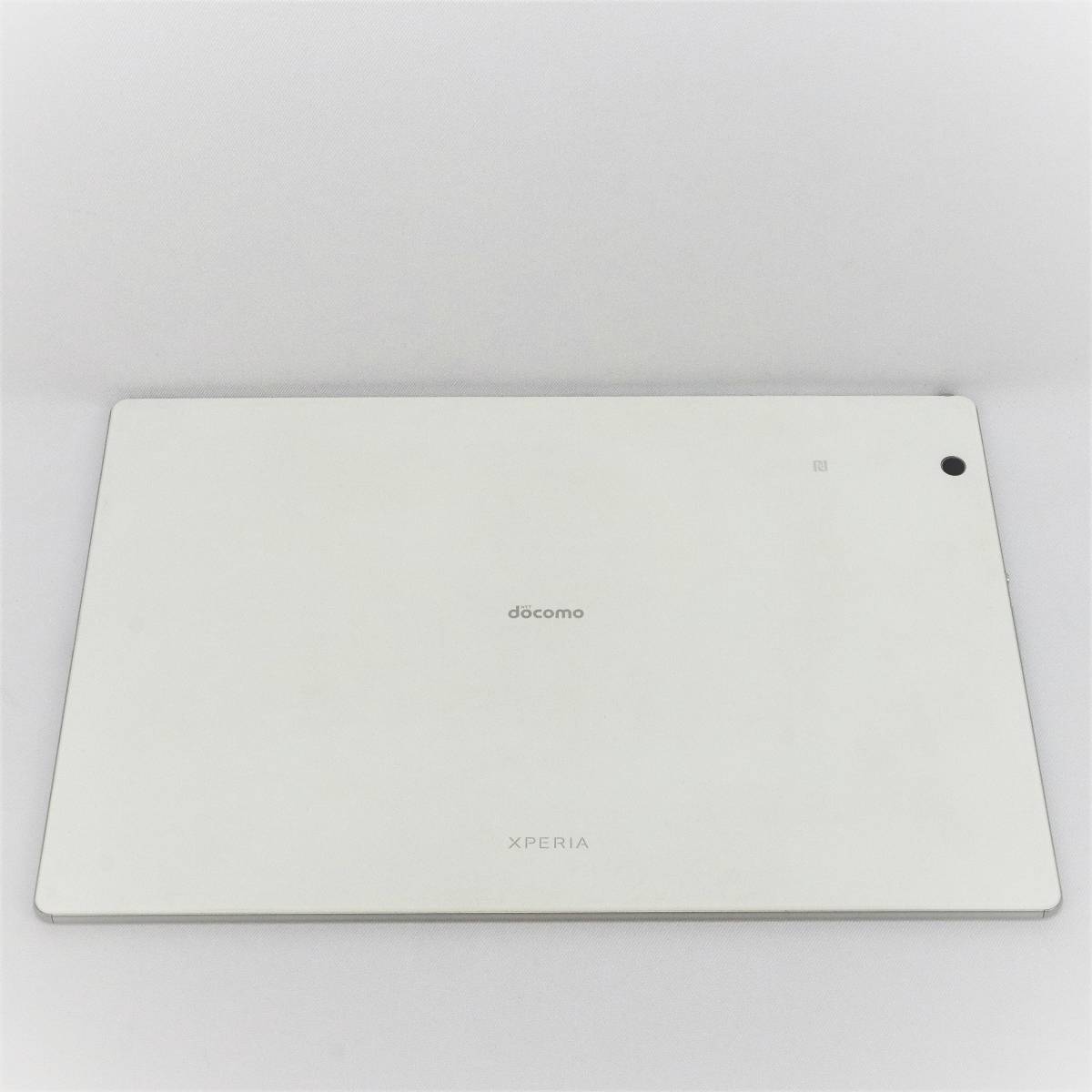 美品【動作確認済み■利用制限〇】Xperia Z4 Tablet SO-05G docomo ホワイト 白色_画像3