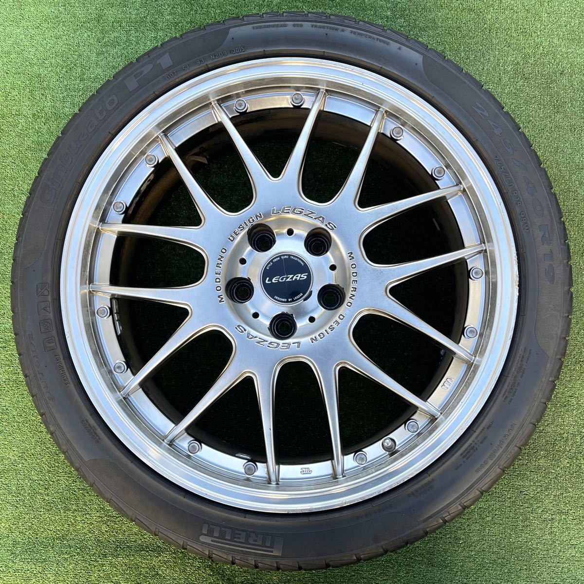 爆売り!】 LEGZAS 19インチ アルミホイール PIRELLI 245 40R19 4本