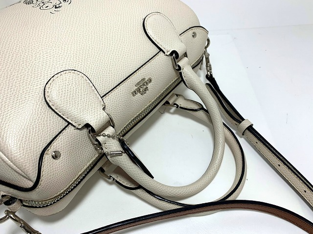 良品 限定モデル コーチ COACH × スヌーピー レザー ベネット 良品 限定モデル コーチ COACH × スヌーピー レザー ベネット