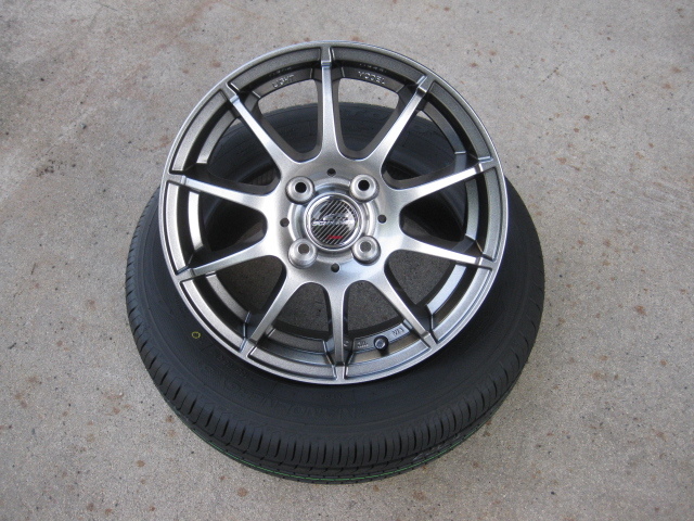 送料込!限定特価 TOYO 2021年製 スタッドレス ガリット GIZ 165/65R15