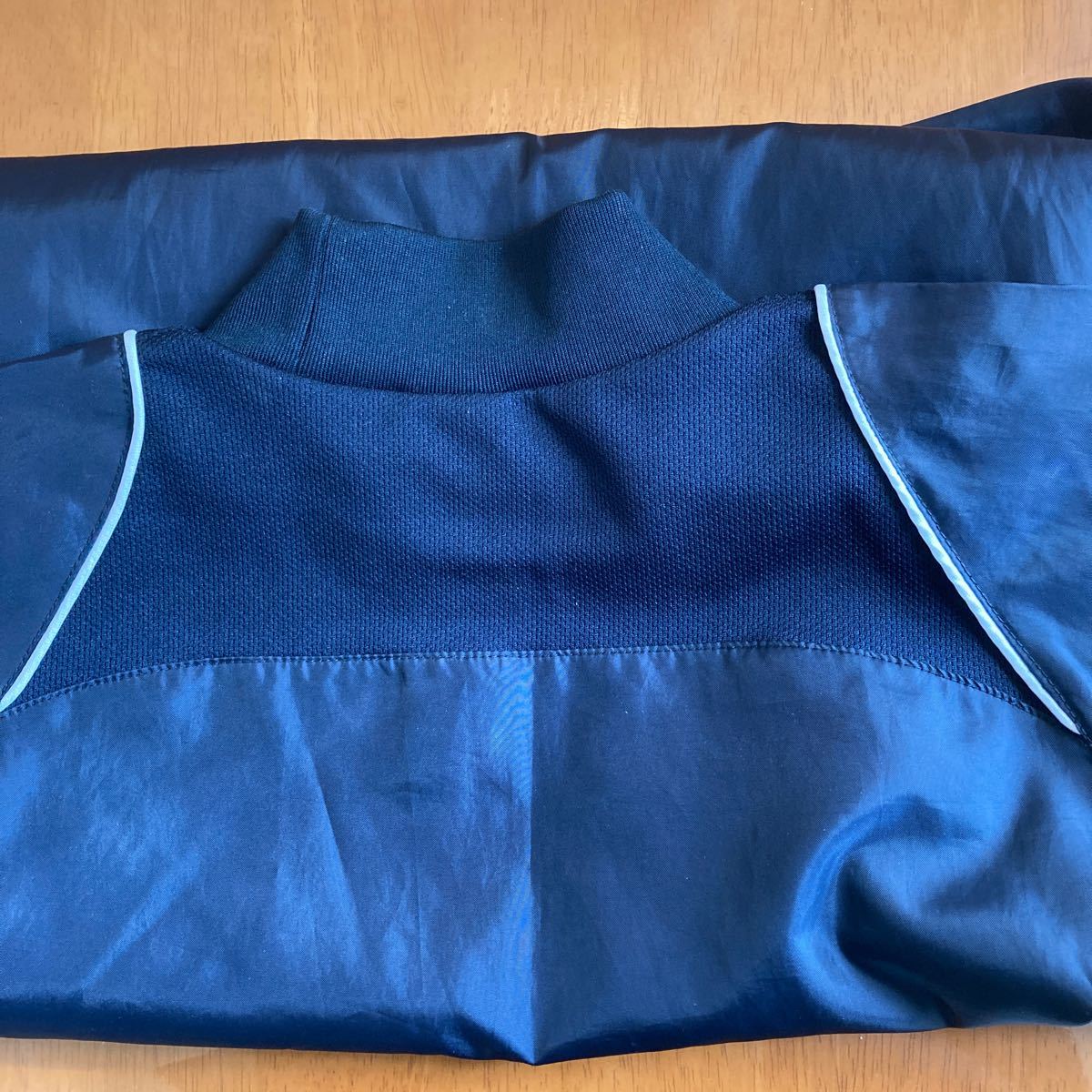 スポーツウエア　インナー　アンダーシャツ　インナーシャツ　紺色 ZETT 150サイズ