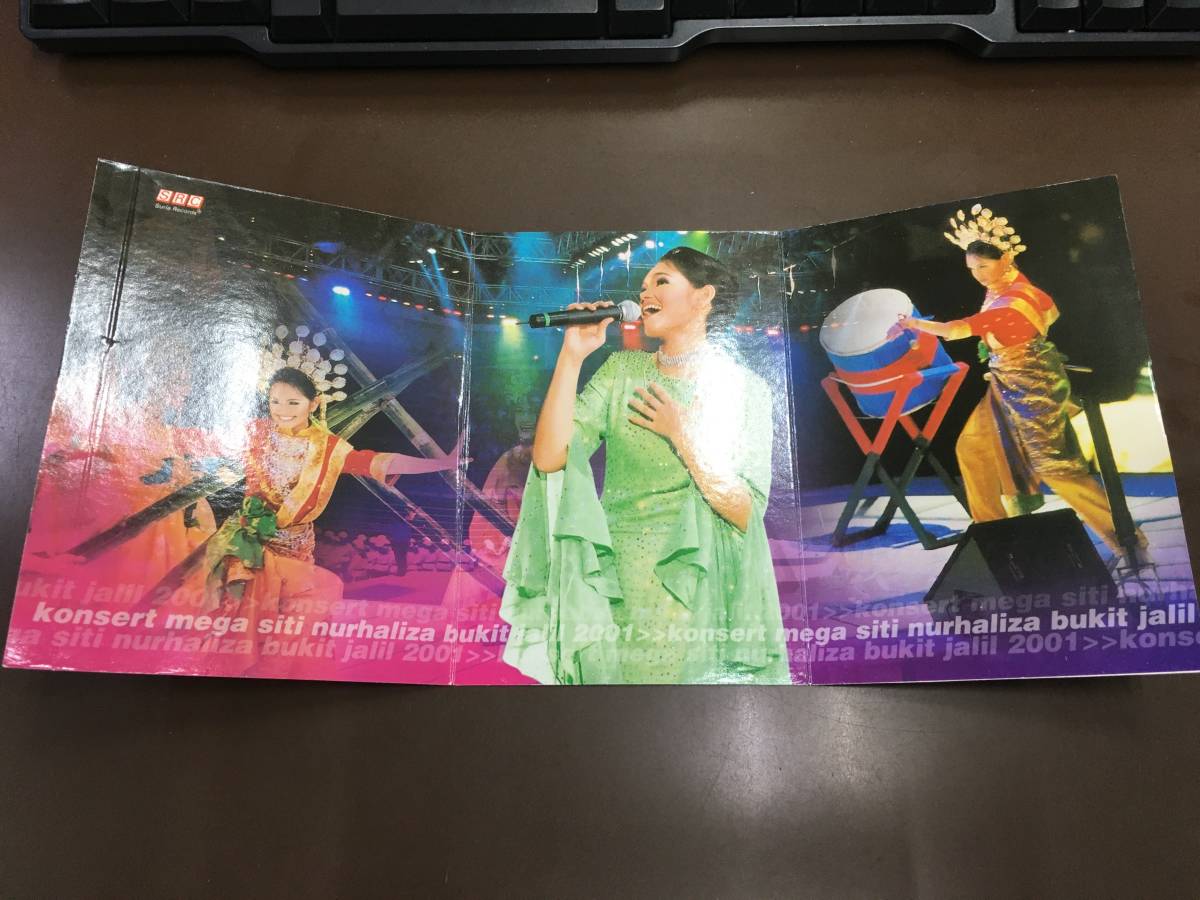 CD/２枚組 Konsert Mega Siti Nurhaliza Bukit Jalil 2001 Siti Nurhaliza シティヌルハリザ/【J6】/中古_画像3