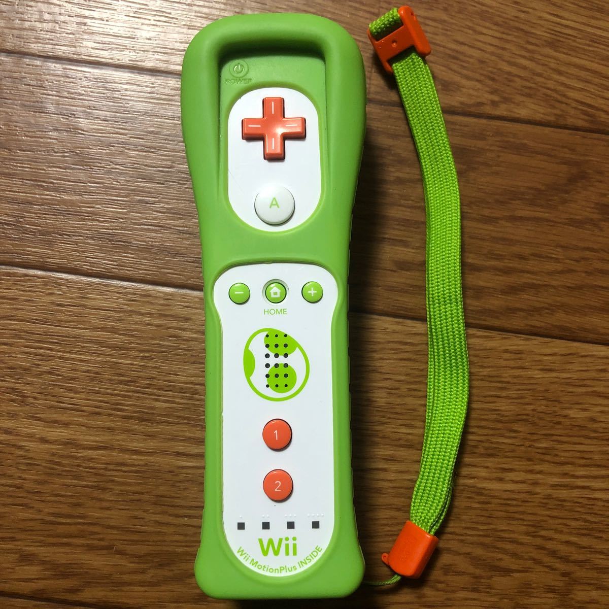 任天堂 Wiiリモコンプラス ヨッシーバージョン&リモコンプラス ブルー